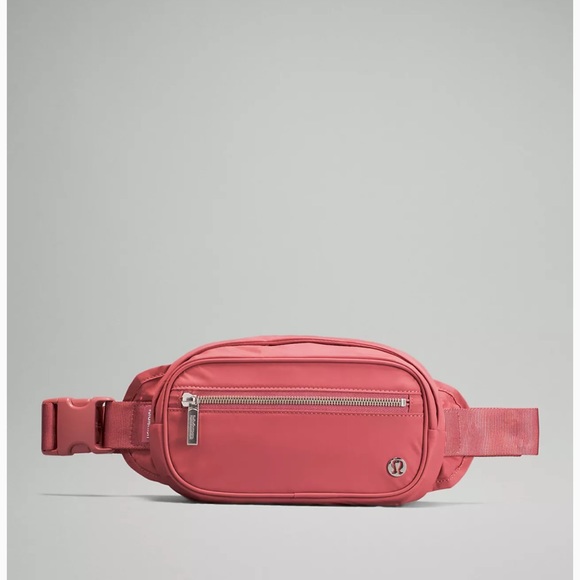 lululemon athletica Handbags - 🍋LULULEMON ATHLETICA | Wunderlust Belt Bag in Brier Rose